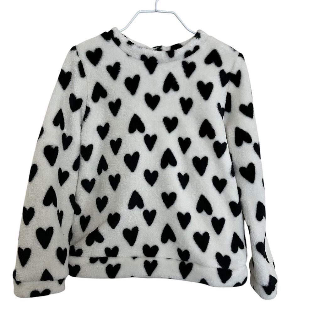 Nicole Miller | Plush Heart Sweater Girls Size 5 White Black Fuzzy Faux Fur